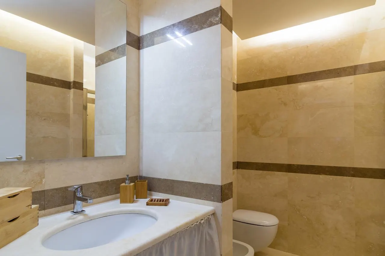 Elegant Flat At Municipio By Napoliapartments